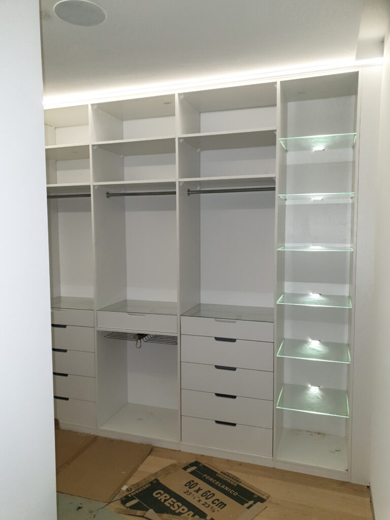 Garderoben 20190521 215650