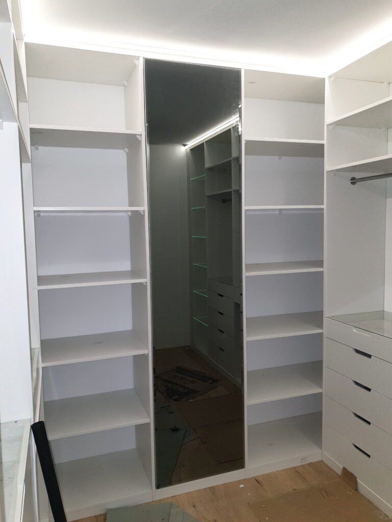Garderoben 20190521 215700