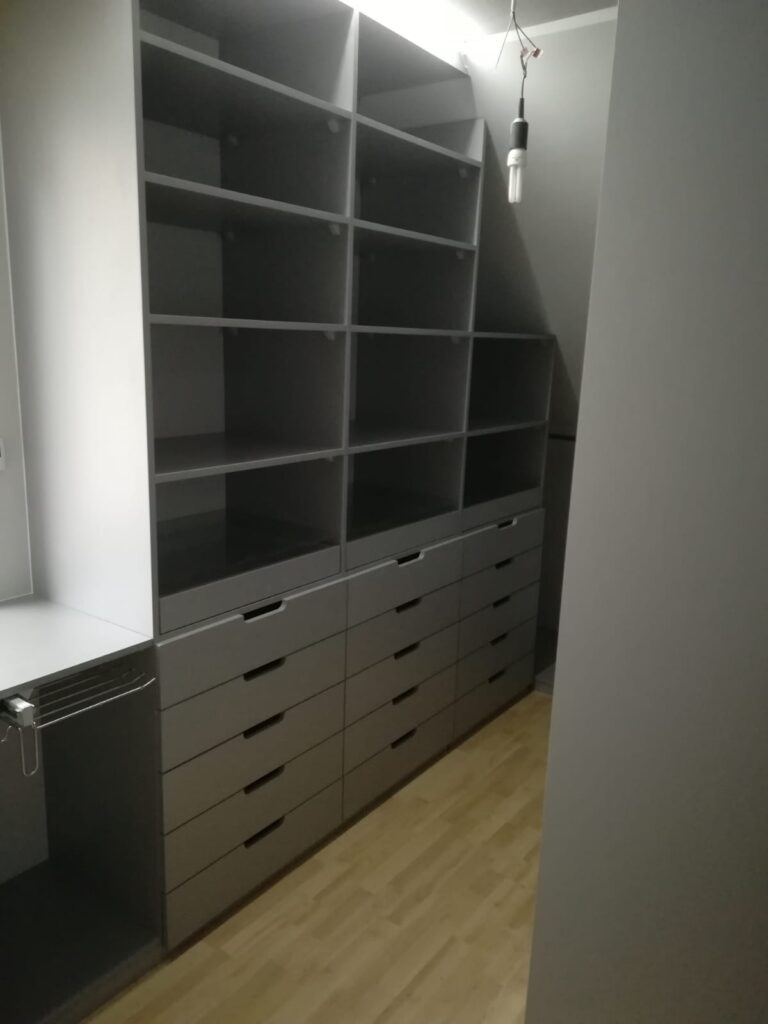 Garderoben img 20190313 wa0012